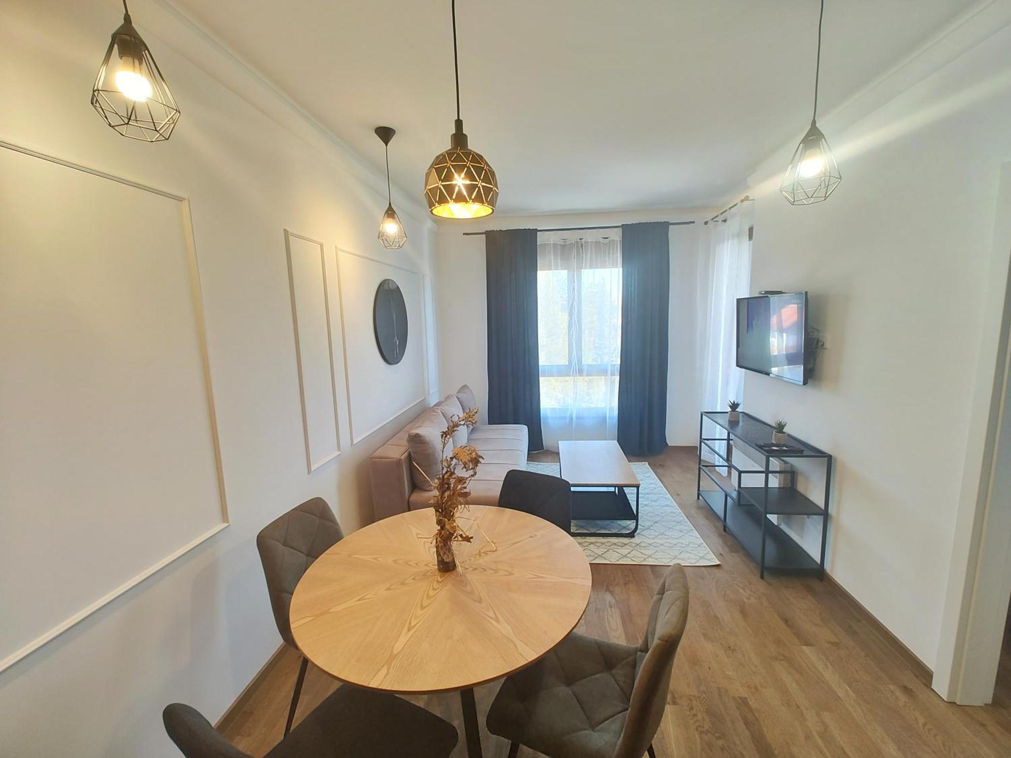 Velika Recepcija Cc Magnet Aparthotel Ζλάτιμπορ Εξωτερικό φωτογραφία