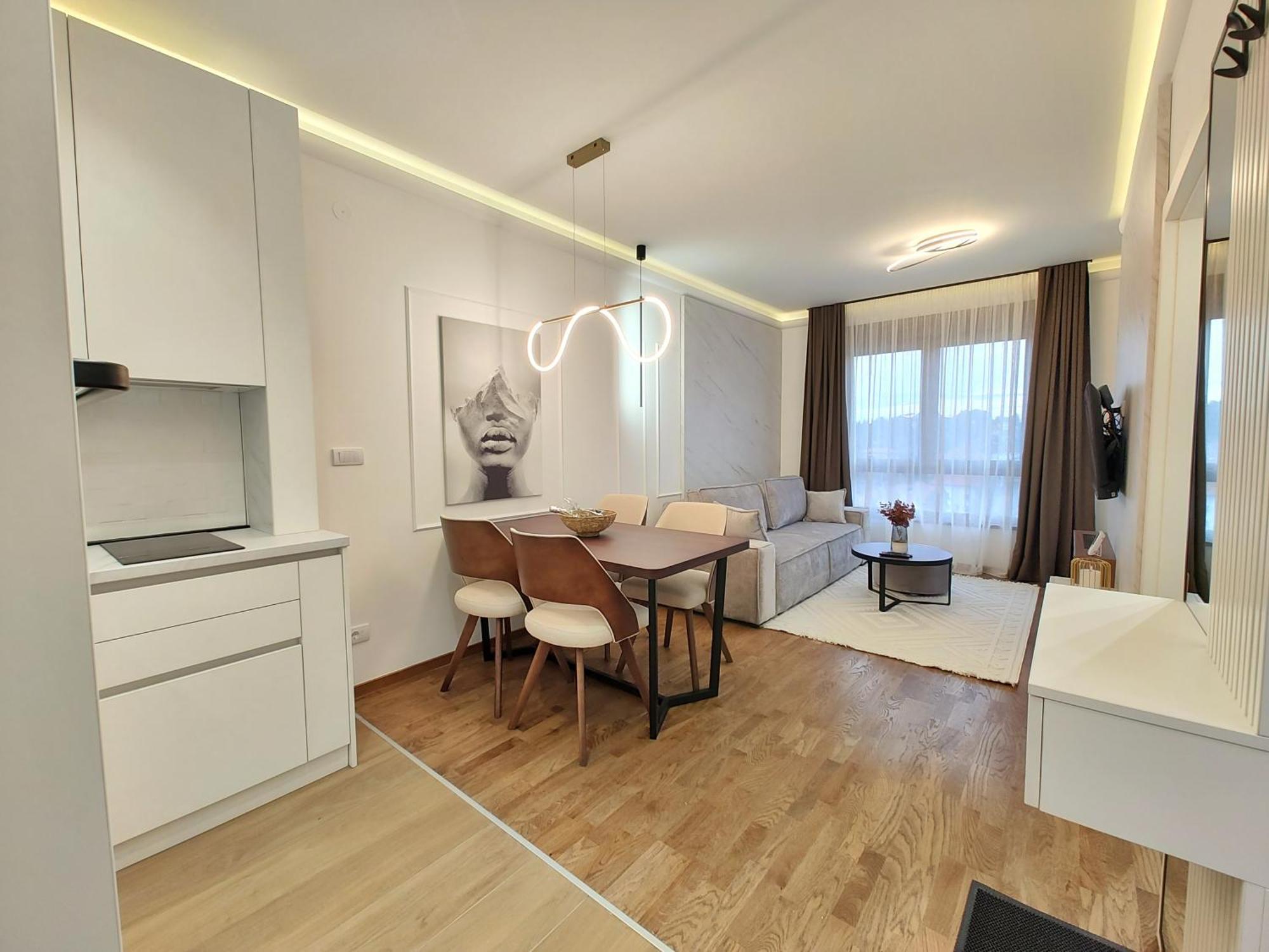 Velika Recepcija Cc Magnet Aparthotel Ζλάτιμπορ Εξωτερικό φωτογραφία