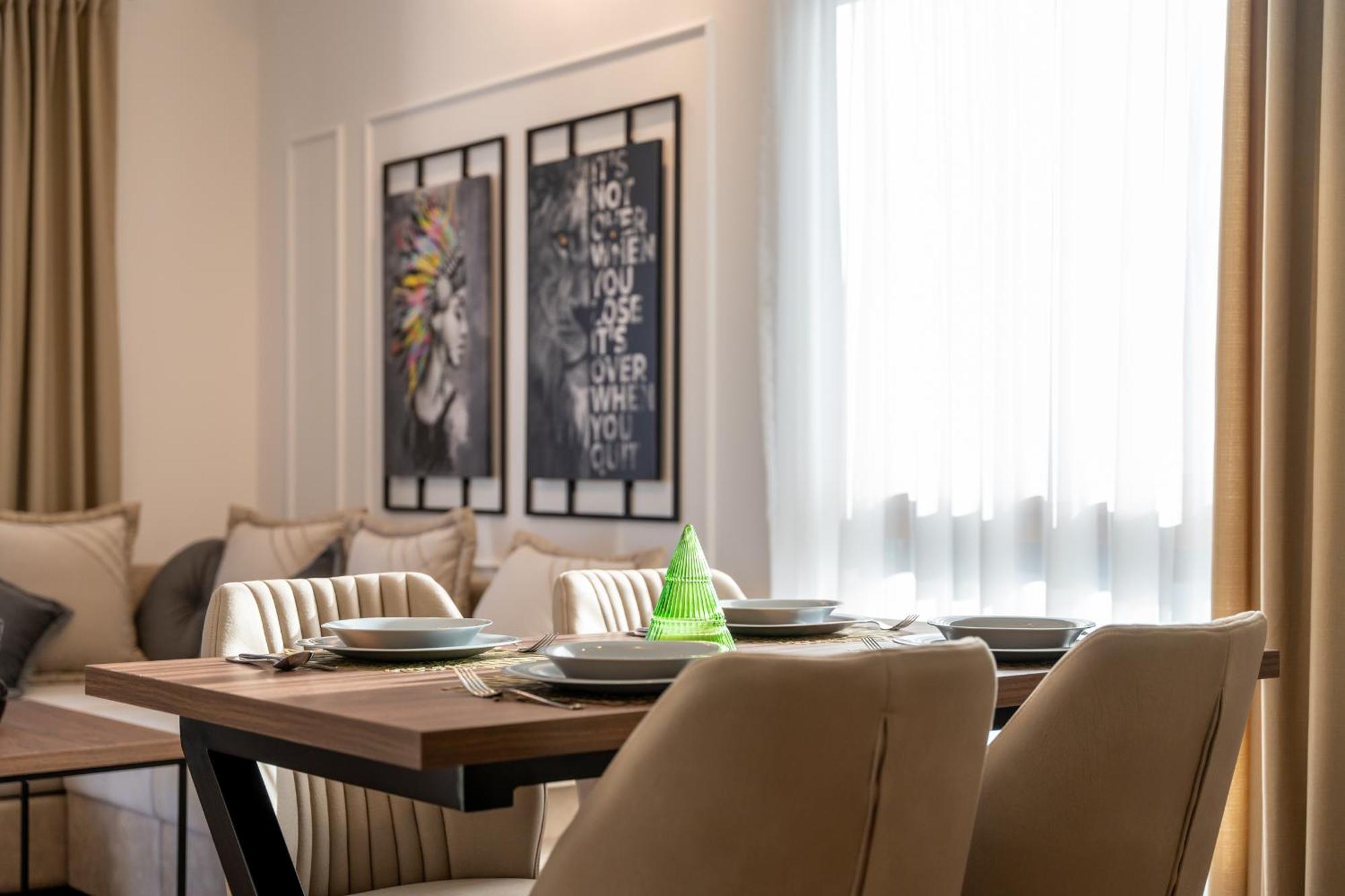 Velika Recepcija Cc Magnet Aparthotel Ζλάτιμπορ Εξωτερικό φωτογραφία