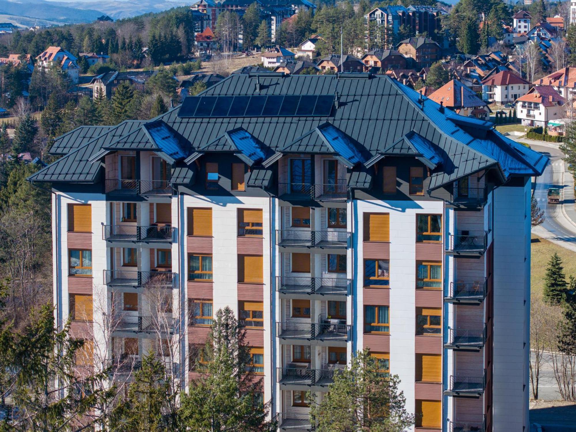Velika Recepcija Cc Magnet Aparthotel Ζλάτιμπορ Εξωτερικό φωτογραφία