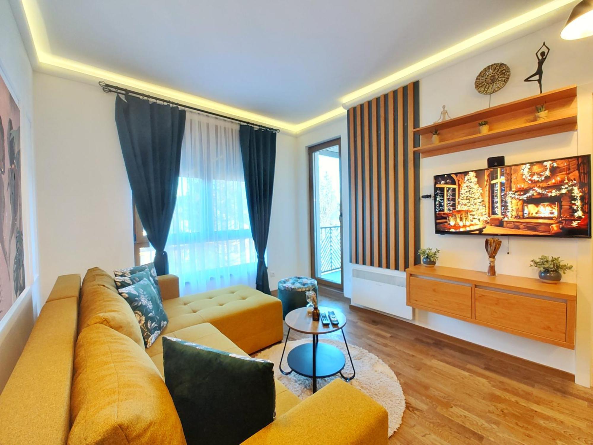 Velika Recepcija Cc Magnet Aparthotel Ζλάτιμπορ Εξωτερικό φωτογραφία