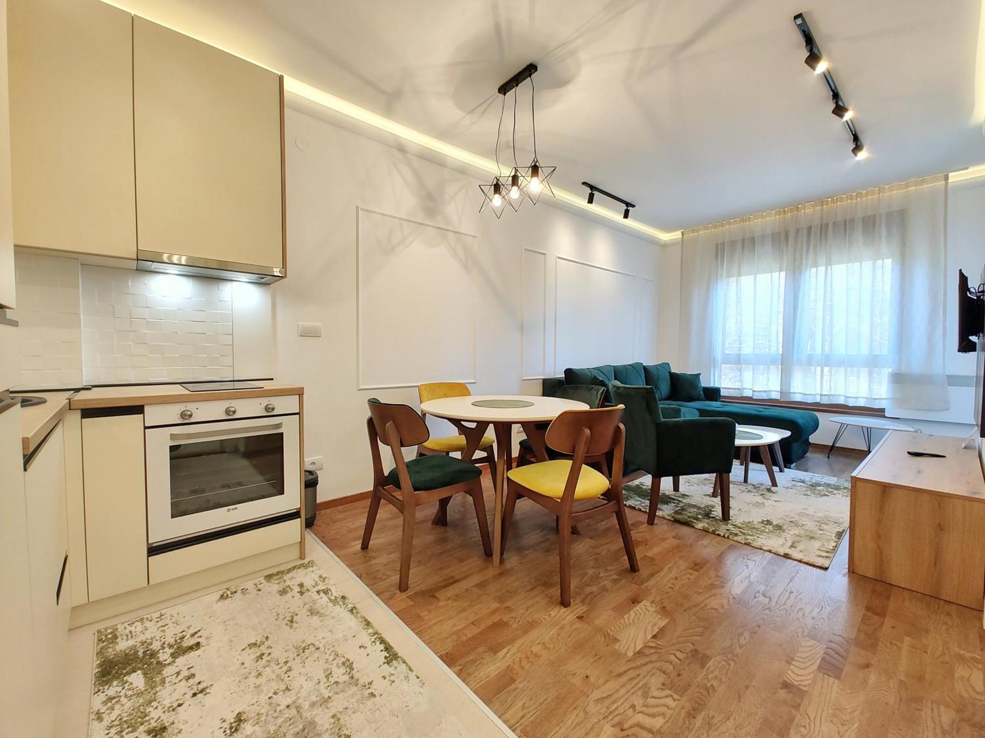 Velika Recepcija Cc Magnet Aparthotel Ζλάτιμπορ Εξωτερικό φωτογραφία