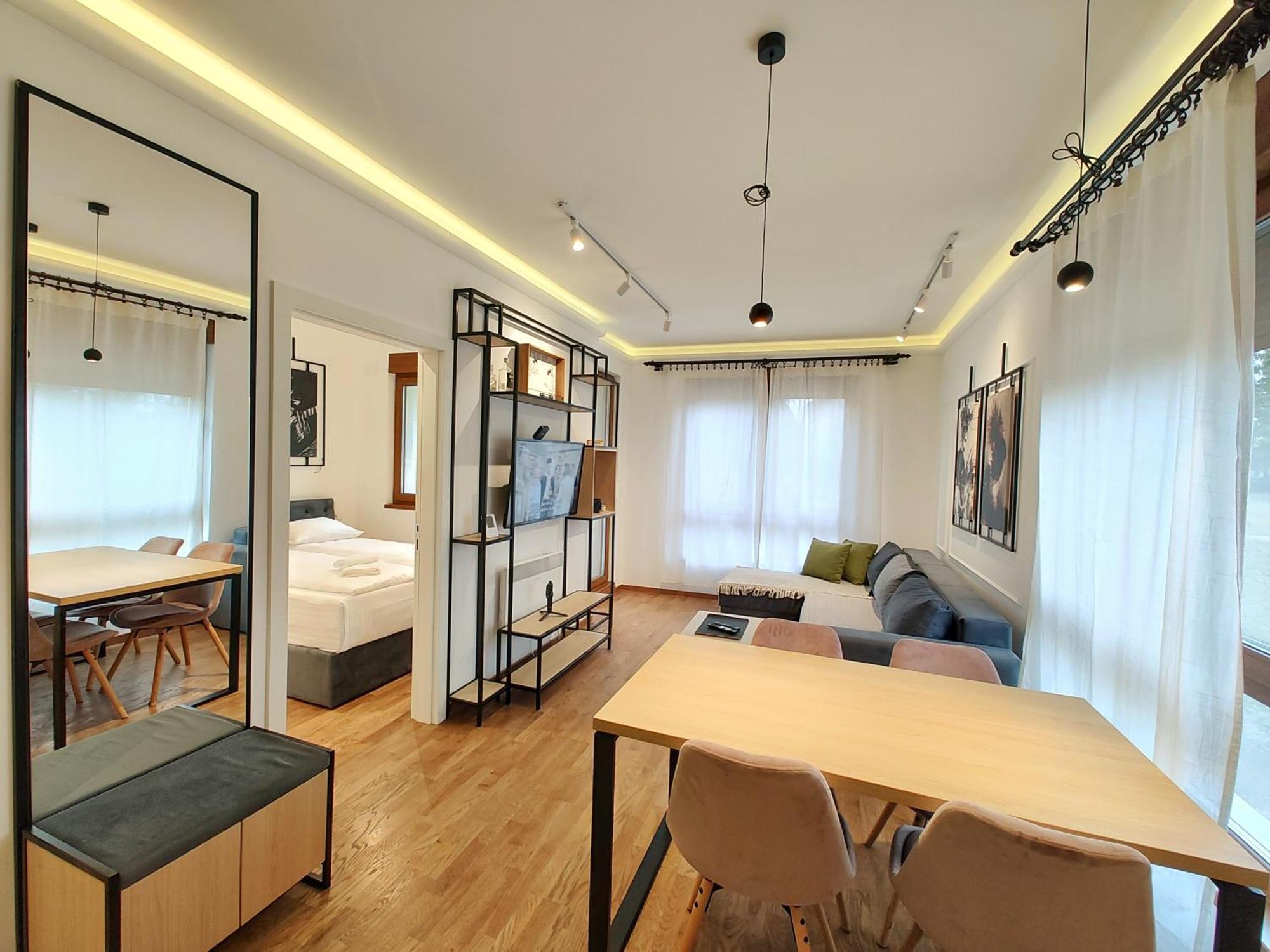 Velika Recepcija Cc Magnet Aparthotel Ζλάτιμπορ Εξωτερικό φωτογραφία