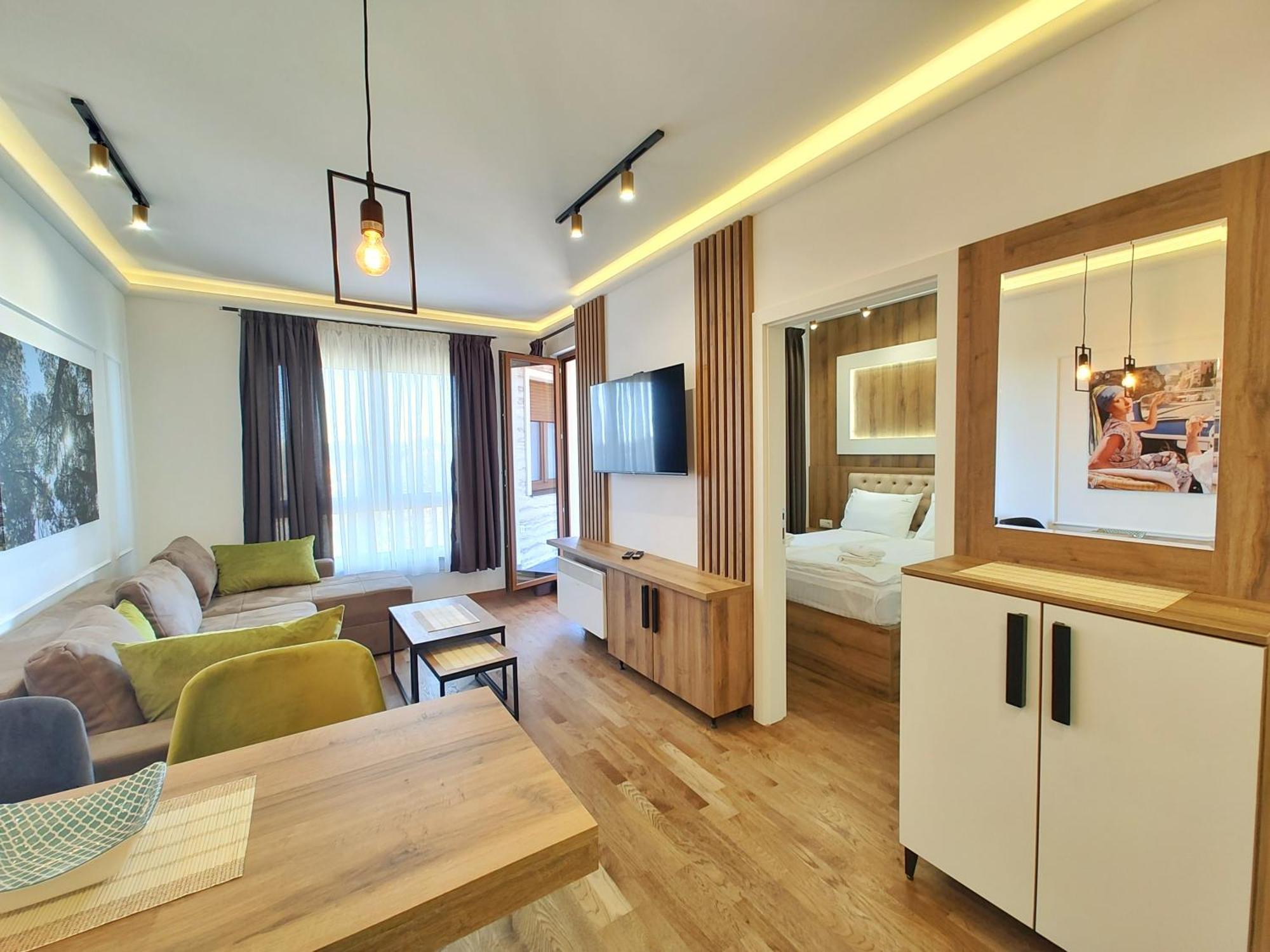 Velika Recepcija Cc Magnet Aparthotel Ζλάτιμπορ Εξωτερικό φωτογραφία