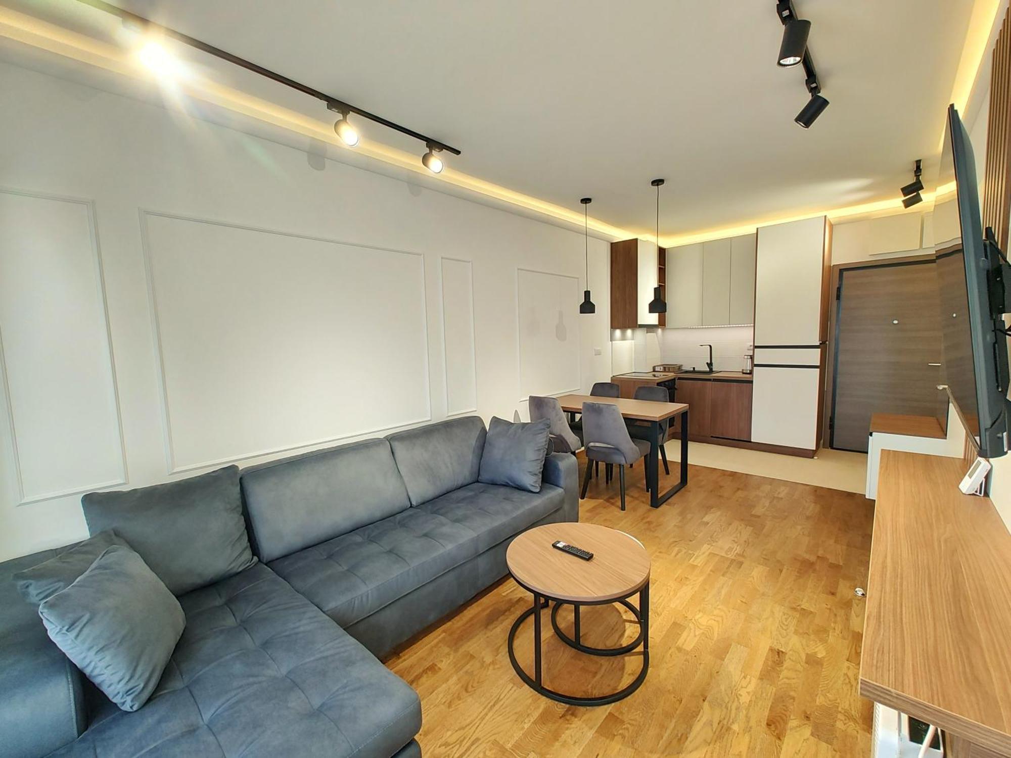 Velika Recepcija Cc Magnet Aparthotel Ζλάτιμπορ Εξωτερικό φωτογραφία